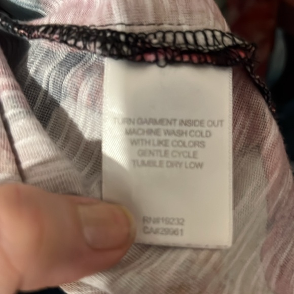 Alfred Dunner floral woman top - Picture 3 of 6